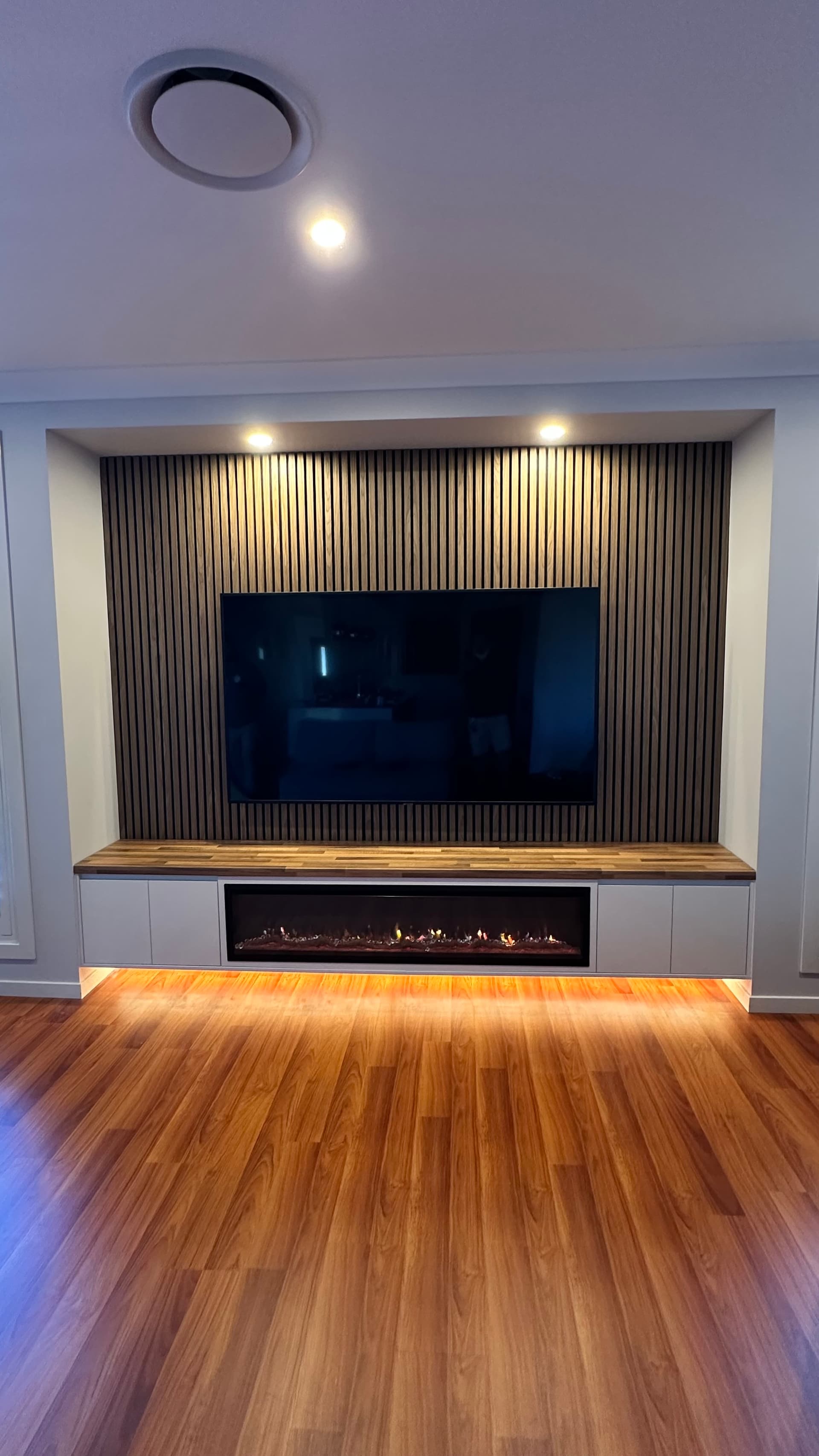 Modern TV Wall Unit 1